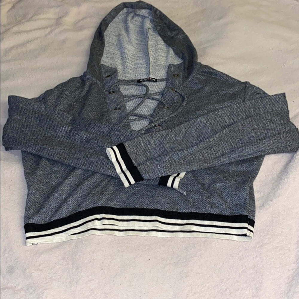 Cropped hoodie
